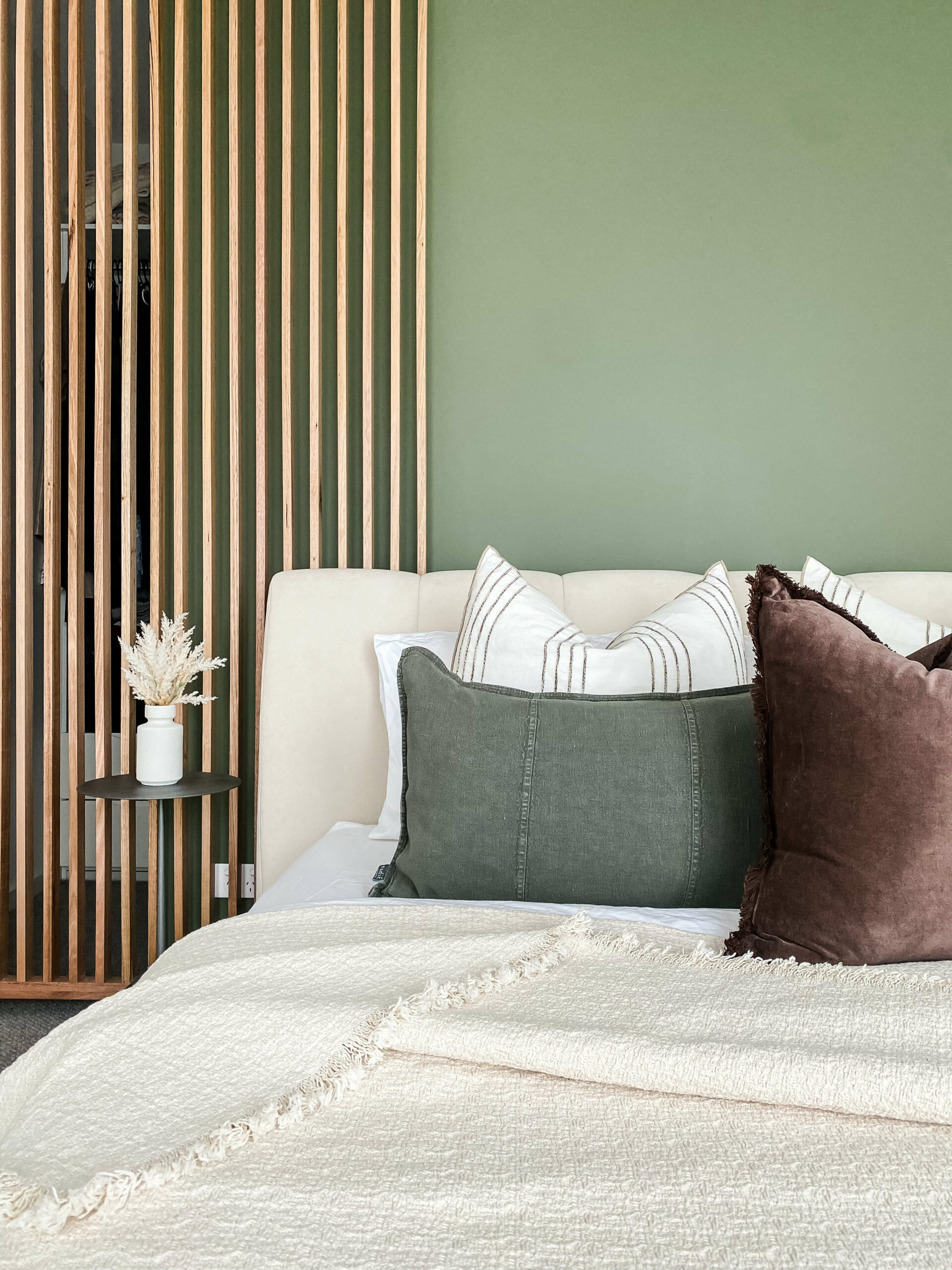 batten door in bedroom